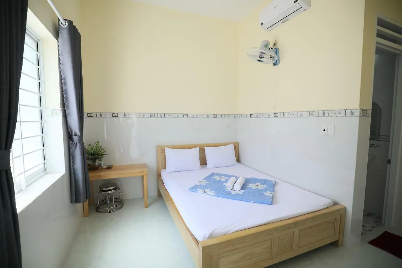Nha Nghi 139 Bed and Breakfast Βουνγκ Τάου