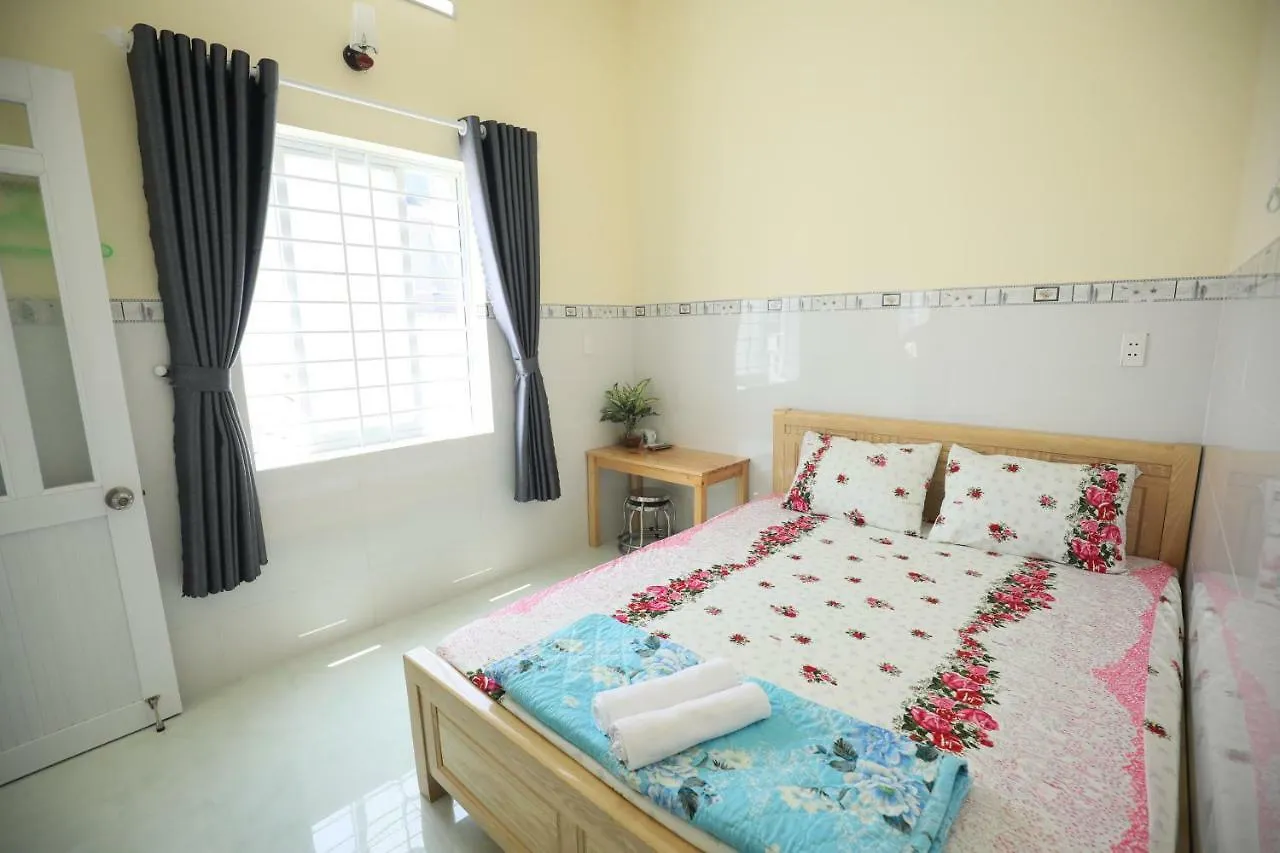 Nha Nghi 139 Bed and Breakfast Βουνγκ Τάου